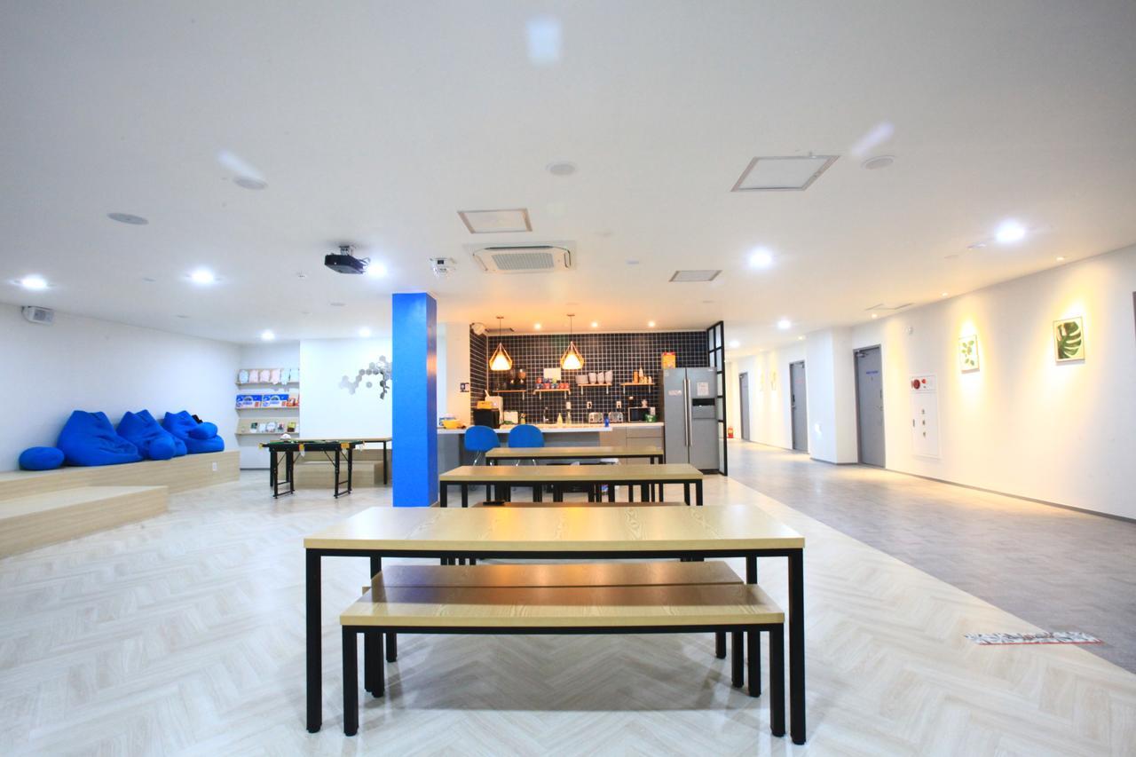 The Blue Guesthouse بوسان المظهر الخارجي الصورة