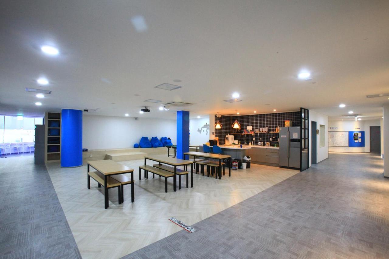 The Blue Guesthouse بوسان المظهر الخارجي الصورة